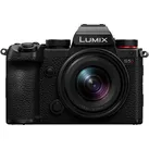 Lumix DC-S5D + S 18-40mm f/4.5-6.3