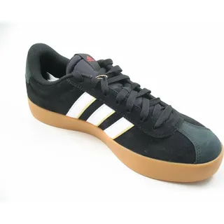 Core Black / Cloud White / Team Victory Red 48