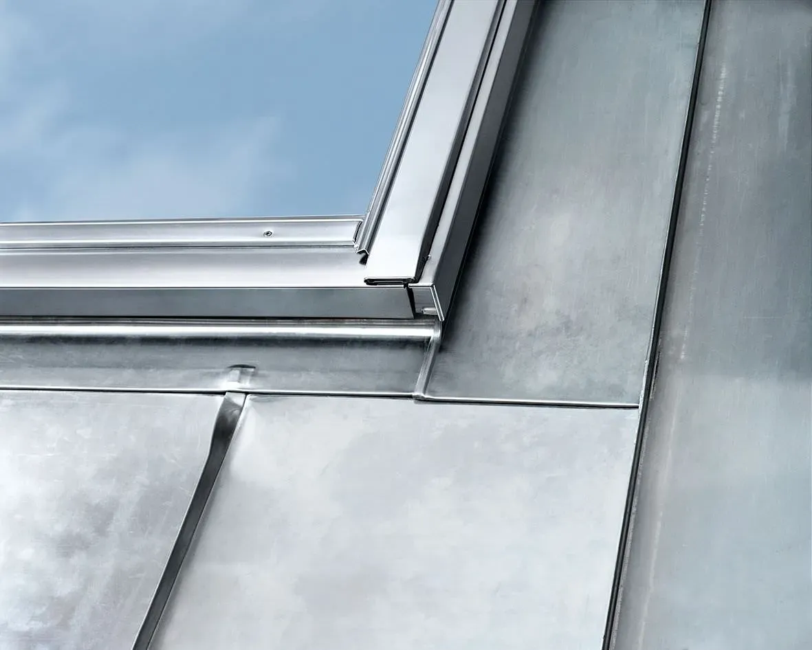 VELUX Einzel-Eindeckrahmen ungedämmt  EDE SK10 1100 Metall-Stehfalz Kupfer + BFX