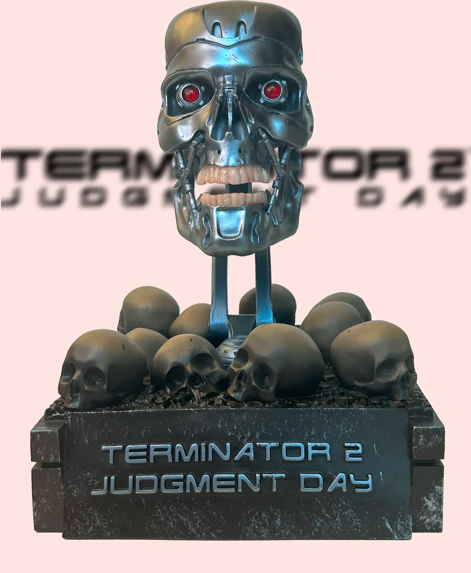 Terminator 2 - Limited Endo Skull Edition (4K Ultra HD + 2 Blu-rays) (exkl. Shop)