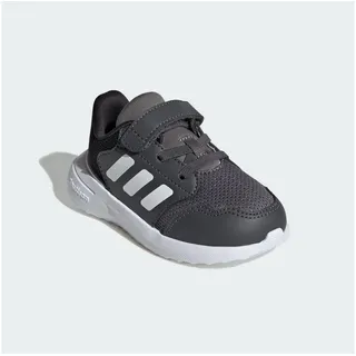 Baby Grey Four / Cloud White / Core Black 19