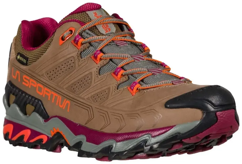 La Sportiva Trail-Wanderschuhe Ultra Raptor II Leather Wide GTX (Nubukleder, wasserdicht) braun/plum Damen