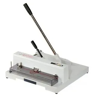 Böttcher-AG Stapelschneider 13943, A4, 150 Blatt Schneidleistung, Hebelpressung