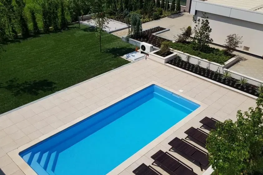 Keramik Pool-Komplettset Cera Bay Cubic