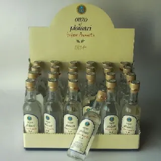 Ouzo Plomari Mini 24x 50ml aus Lesbos im original 24er Display - 1.2 l