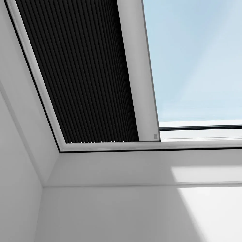 VELUX Wabenplissee elektrisch FMK 100100 1045SWL Weiß, Schiene weiß