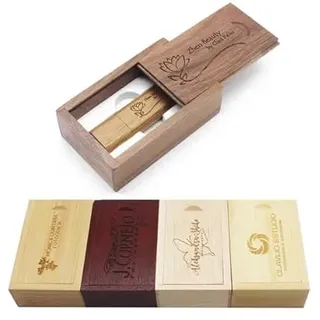 Personalisierte USB-Stick + Geschenkbox aus Holz massiv mit Gravur Wunschtext Herz Liebe Hochzeit Wunschgravur Speicherstick Flash Drive 32/64/128 GB 3.0 Geschenkidee individuell Nussbaum, 64GB 3.0