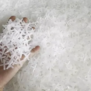 Kreuzclips Zum Ausrichten Und Für Gleichmäßige Fugen Bei