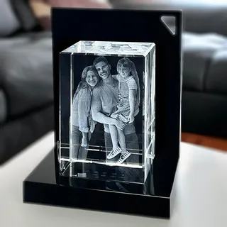 contento 3D | Glasfoto | Kristall | Glasblock in 3D | Dein Foto bis zu 6 Personen/Tiere möglich | persönliche Geschenk für Eine Familie oder Freunde | Größe XL hoch