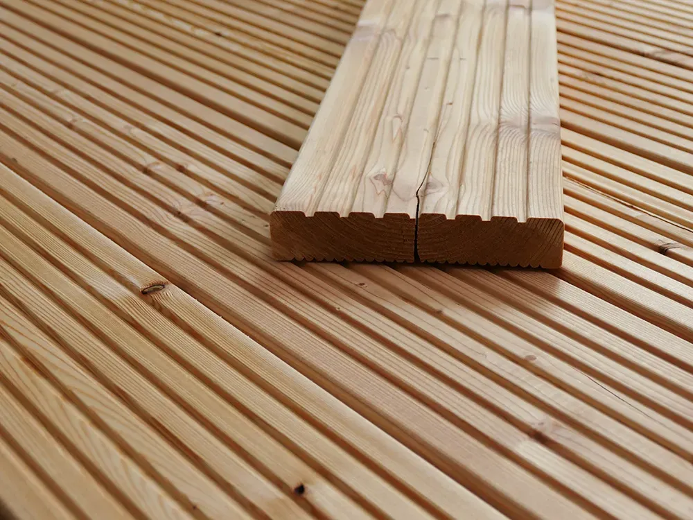 Kanadische Lärche Terrassendielen, 27x143 mm, KD, grob/fein
