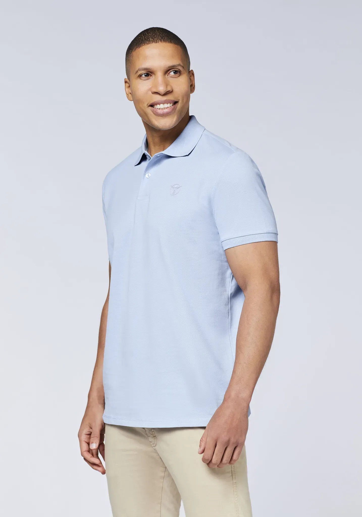 Poloshirt CHIEMSEE, Herren, Gr. M (48/50), brunnera blau, 100% Baumwolle, unifarben, regular fit, ohne Ausschnitt, gerader Abschluss, Shirts, - ideal für Sport & Freizeit