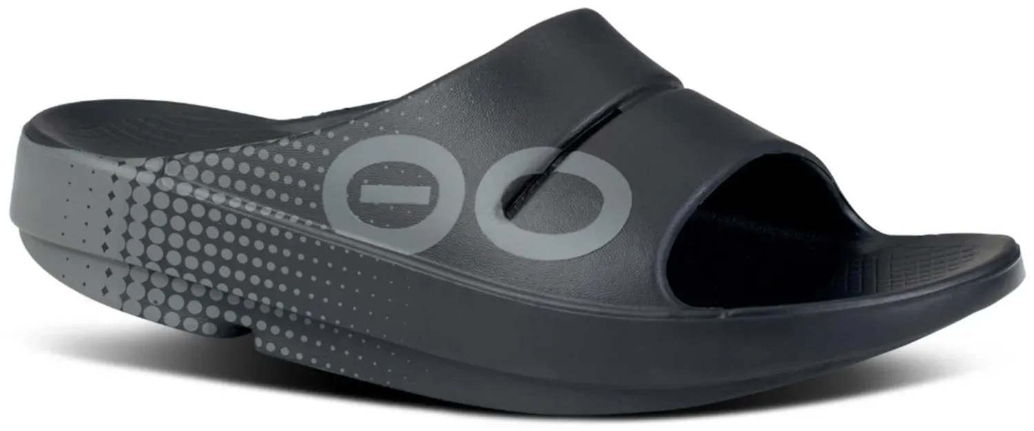 Oofos Ooahh Sport Sandale schwarz matrix- Gr. 41
