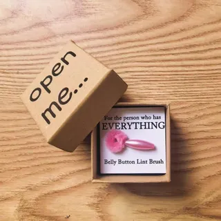Lustige Bauchnabelbürste, kleines Geschenk, aufmerksames Taschenumarmungsgeschenk für Liebhaber, beste Freunde und Familie