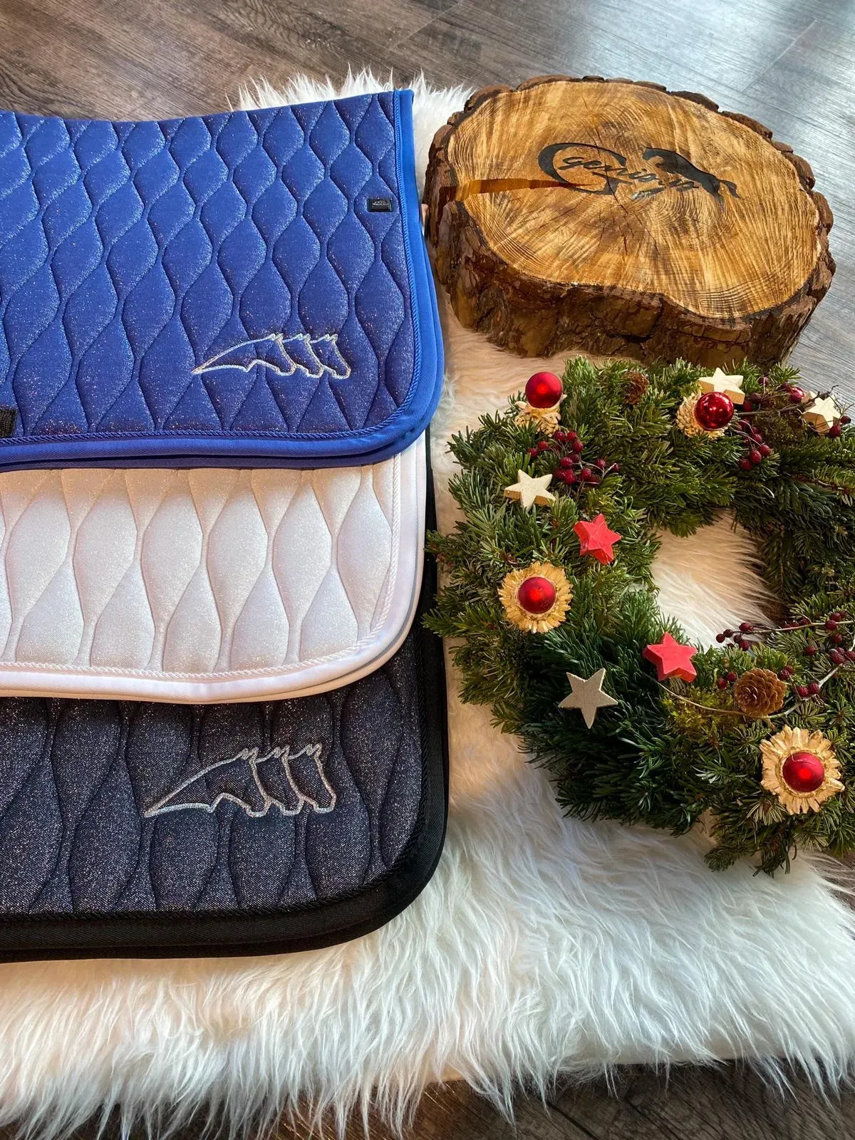 Equiline Schabracke Octagone DIAMAC LOGO lurex blau mit Glitzer Effekt , Eq19_FlaW_Gr.: DN