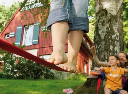 Slackline Balancierset 50 mm, 15 m grün/schwarz/gelb Nylon höhenverstellbar, Spannschnalle, Baumschutz - Für Kinder ab 5 Jahren