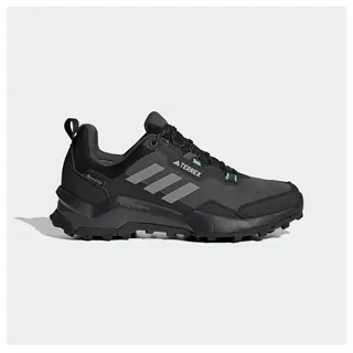 Core Black / Grey Three / Mint Ton 39 1/3