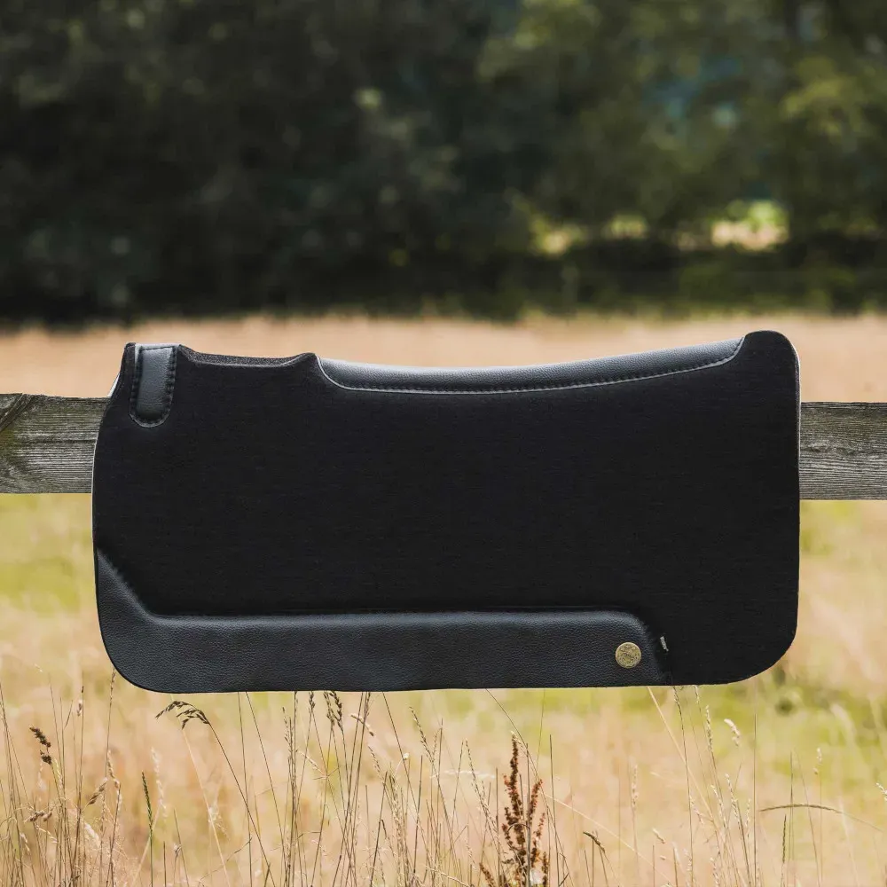Back on Track Maddox Western Pad - black