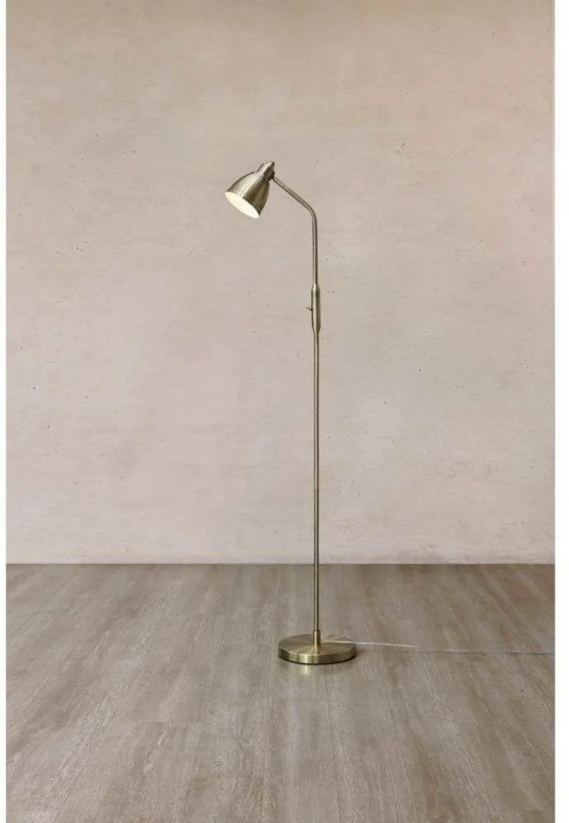 Stehleuchte Markslöjd, Gold / Messing, für Wohnzimmer, Metall - 23 - 145