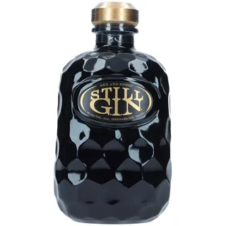 still g.i.n. Stil G.I.N. by Dre and Snoop