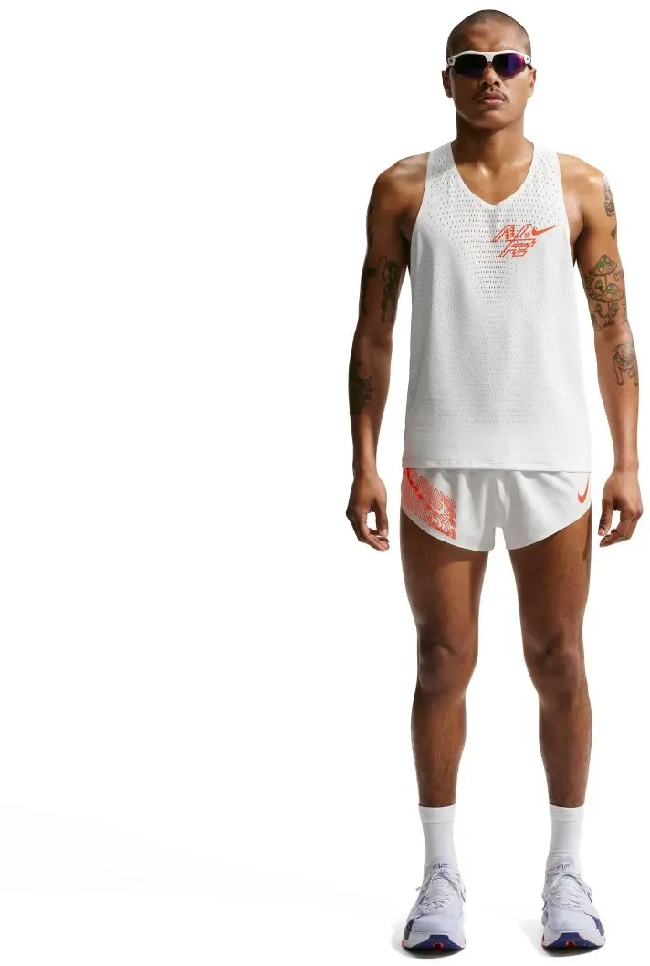 Nike Herren Aeroswift Dri-Fit ADV Graphic 2-Brief Shorts weiß