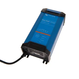 Victron Energy Blue Smart IP22 30A 12V