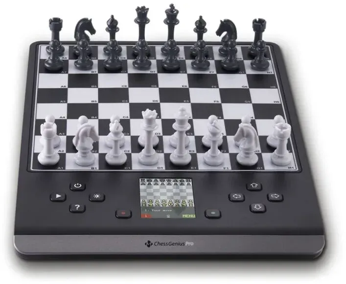 Millennium ChessGenius Pro Schachspiel Desktop