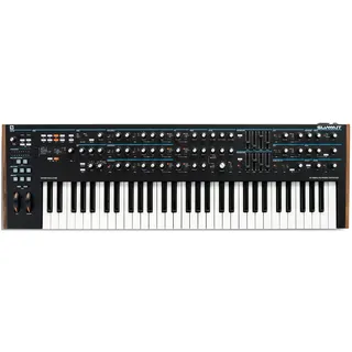 novation Summit, Synthesizer