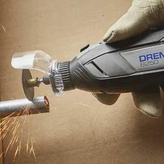 DREMEL 8250 2.0 Ah 12V Li-Ion 5-tlg. Zubehör