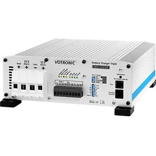 Votronic VBCS 45/30/350 Triple-CI - Solarladeregler Batterieladegerät 3244 CI-Triple Kombigerät Lade-/Regler/Wandler/Gerät (12V, 45 A)