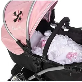 Roma Puppenwagen 2-teiliges Bettwäsche-Set - Babypuppenzubehör mit gesteppter Schürze & gepolstertem Kissen, Weiß & Rosa Rose Design, Puppenzubehör für Reborns, Kompatibel mit den meisten Puppenwagen