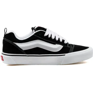 Black/True White 35