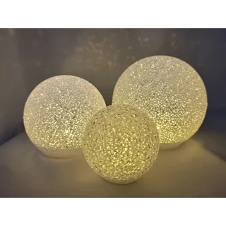 Provance 3er Set LED Kugeln Beleuchtung Dekoration Durchmesser 8cm 12cm 15cm warmweißes Licht Batteriebetrieben Kunststoff Innenbeleuchtung Weiß Deko Wohnbereich