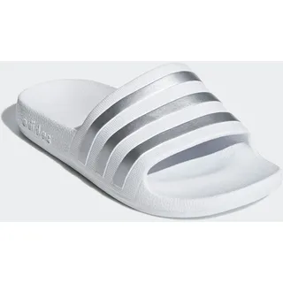 Cloud White / Silver Metallicallic / Cloud White 32