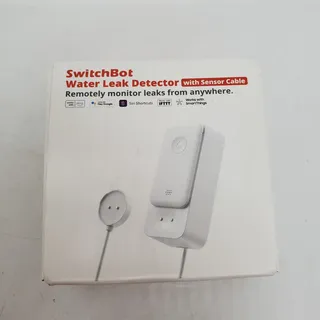 SwitchBot WLAN Wassermelder, Wassersensor, 100dB einstellbarer Alarm & App-Benachrichtigung, IP67 wasserdicht, Wasserleck-Detektor für Zuhause mit 1m Sensorkabel, kein Hub erforderlich(nur 2.4G)