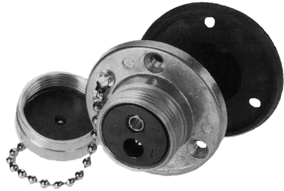 Votronic 2325 Ladesteckdose C-Stecker 2-polig nach DIN 14690