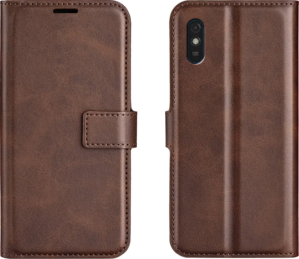 Handyhülle mit Platz für Pässe - Brown