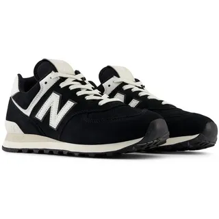 Black / White 44