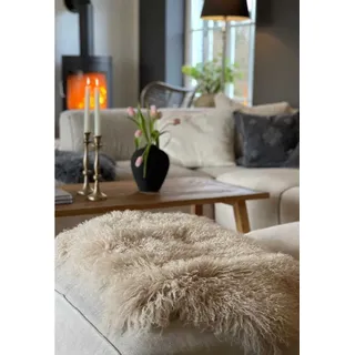 Hollert Lammfell Tibet Beige Mongolisches Schaffell gelockt sehr weich Echtfell Dekoration Läufer Teppich Stuhlauflage Größe 90-100 cm