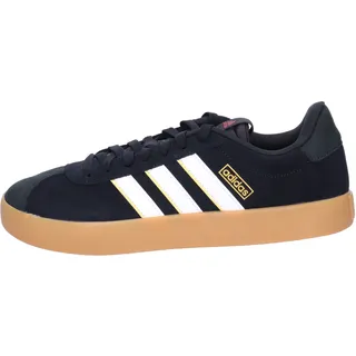 Core Black / Cloud White / Team Victory Red 36 2/3