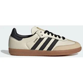 Cream White / Core Black / Sand Strata 36 2/3