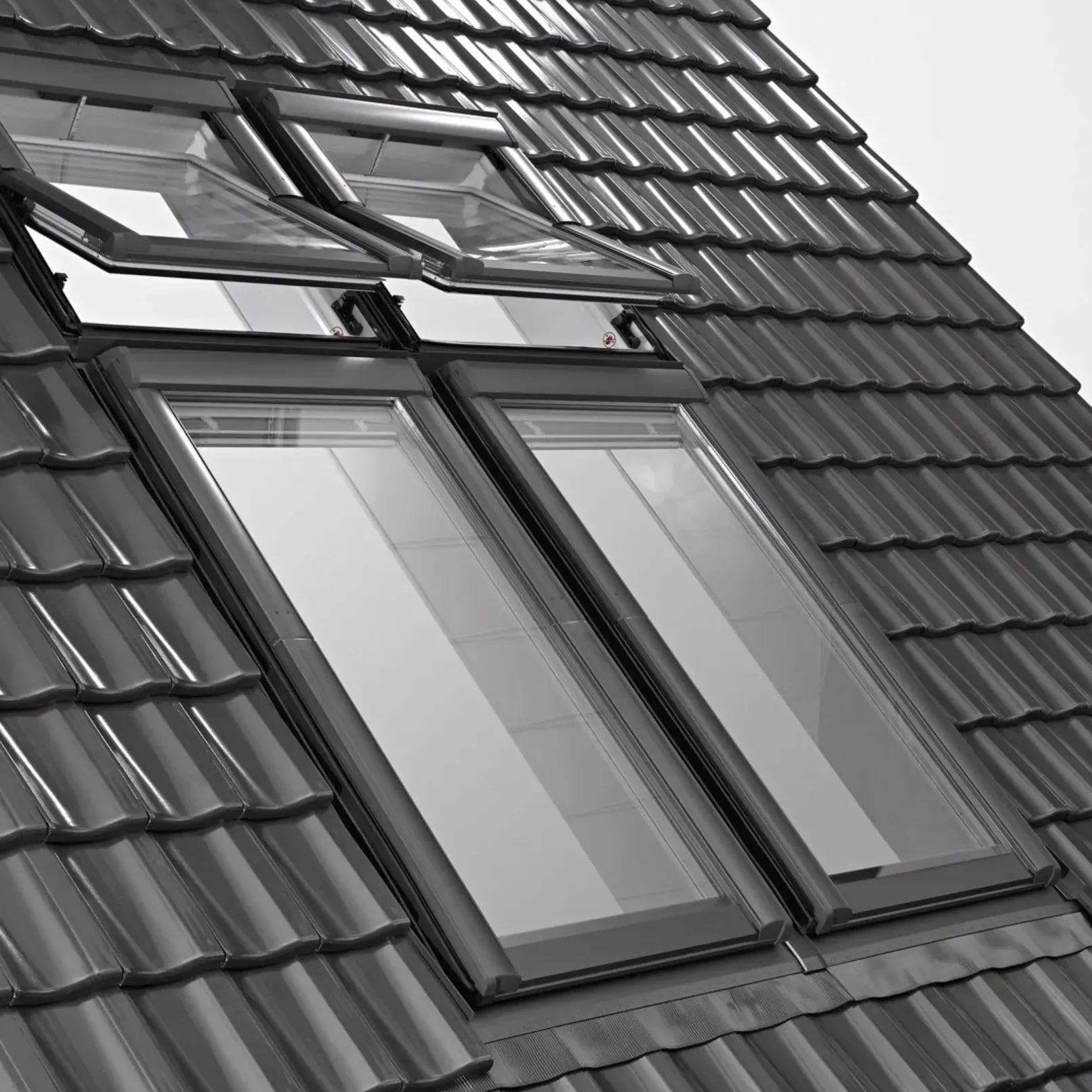 Roto Designo Mehrfach-Eindeckrahmen EDS 074/180 Rx221A12 Größe 074/180, Schiefer, durchgehende Seitenteile, Alu Anthrazit-Metallic