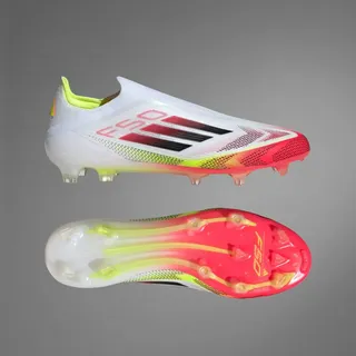 - Cloud White / Core Black / Solar Yellow - 40 2/3