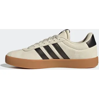 Alumina / Core Black / Gold Metallic 46