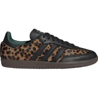 Core Black / Collegiate Green / Cream White 39 1/3