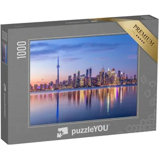 puzzleYOU: Puzzle 1000 Teile „Skyline von Toronto mit violettem Licht, Toronto, Ontario, Kanada“ – aus der Puzzle-Kollektion Toronto